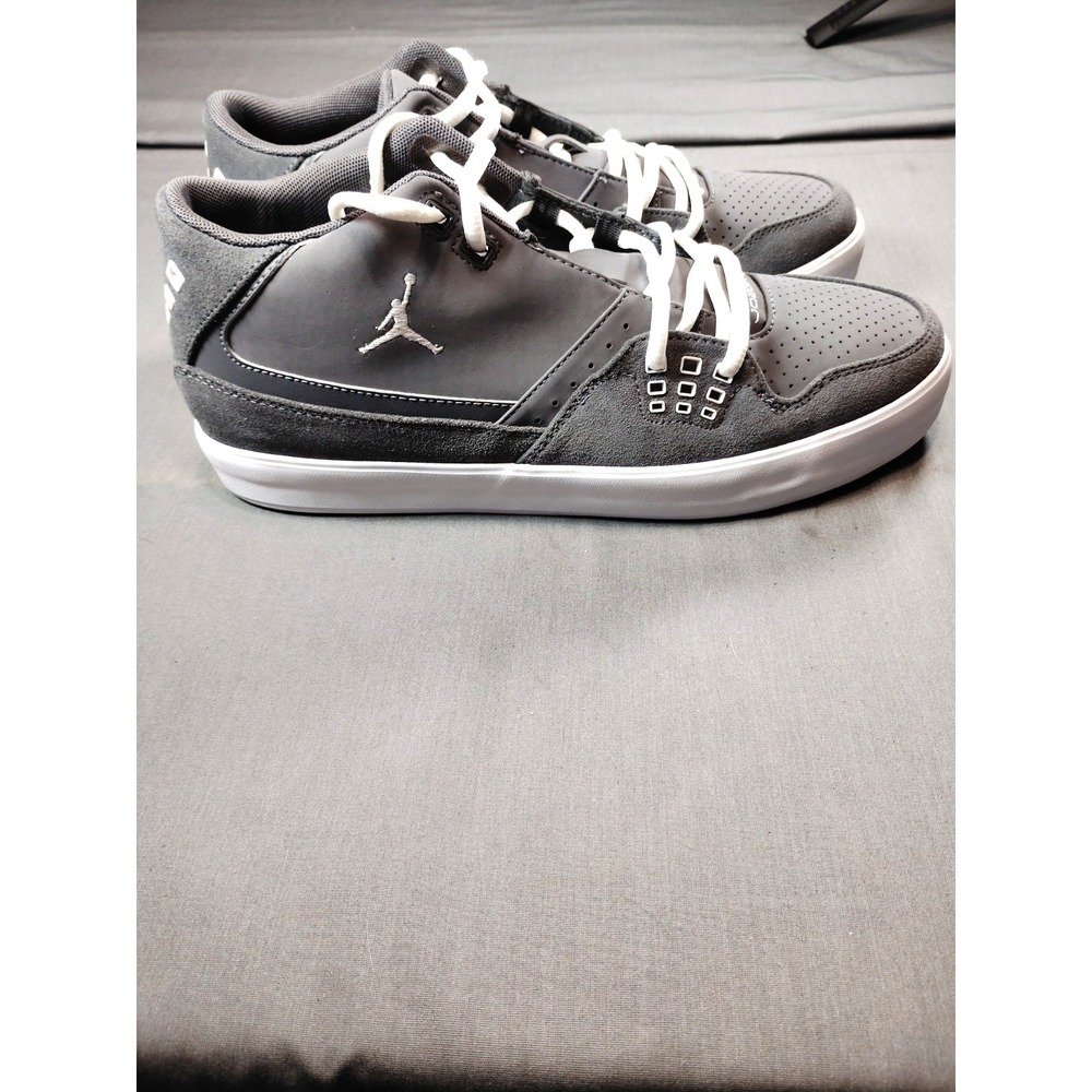 EUC-RARE Jordan Flight 23 Classic 2012 Shoe Men 8.5 Gray Sneakers 510892-006